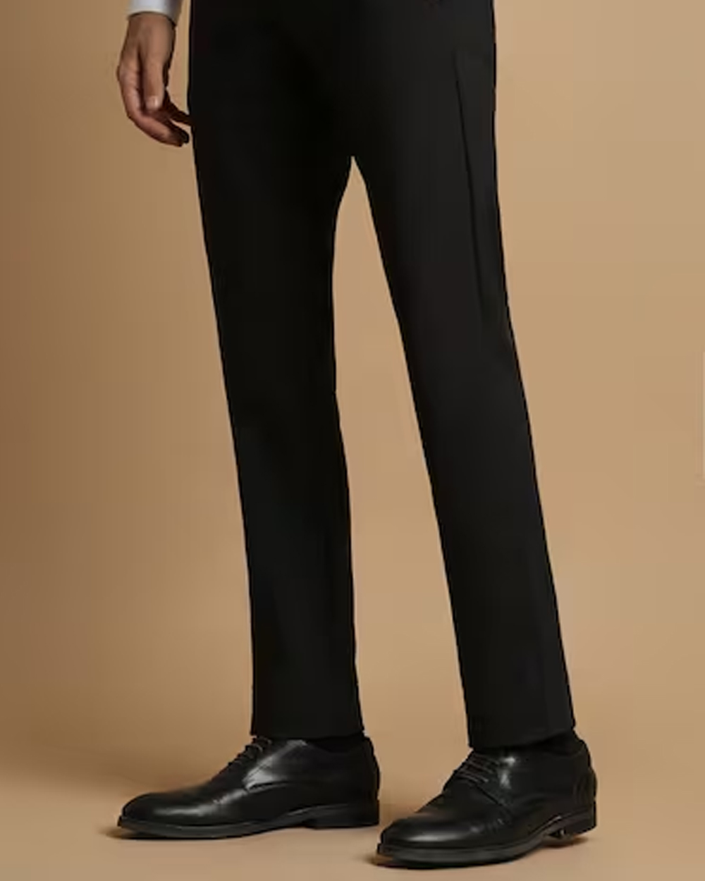 Men Black Slim Fit Solid Formal Trousers